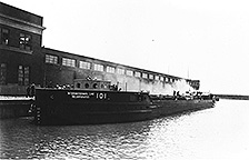 Freighter ILI101 in 1921