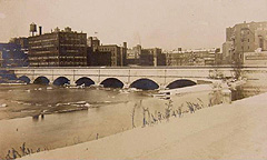Erie Canal Aqueduct in 1906