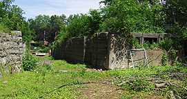 Erie Canal Lock No. 58 - West end, north chamber and central overflow inlets