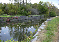 The aqueduct from the towpath, looking southwest