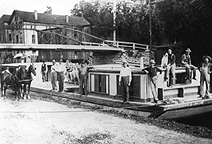 The Hurry Up boat at Lyons