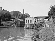 Looking southwest towards locks, Lockport, N.Y.