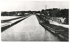 On the Crescent Aqueduct