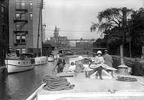 Boat ride on the Erie Canal