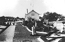 View of the locktender's shanty at Lock 9, Cohoes, N.Y.