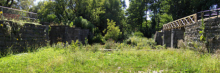 Centreport Aqueduct from the old Erie Canal prism