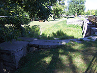 Centreport Aqueduct - north side, looking east from the towpath