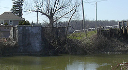 Lyons aqueduct remains -- the west end