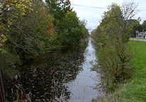 The trunk of the aqueduct, looking southeast from the towpath