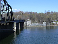 Rexford Aqueduct, northern (Rexford) segment seen from the Niskayuna side