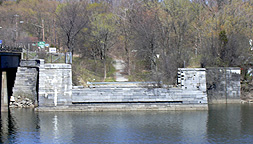 Rexford Aqueduct, northern (Rexford) segment seen from the Niskayuna side